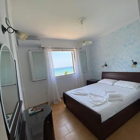 Corfu Menigos 5-8-a Daire Glifada